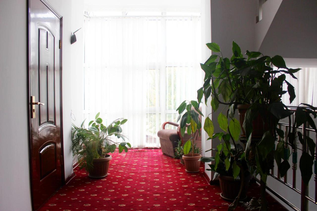 Sarvar Duszanbe Zewnętrze zdjęcie